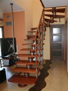Wooden stairs CORA model Moreno 220 Lux L-90 15 elements