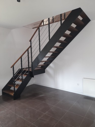 Metalltreppe CORA, Modell Pollo – PREIS ANFRAGEN!