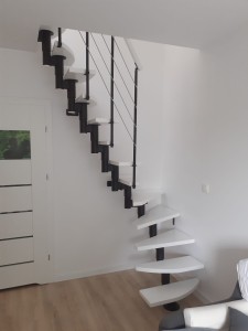  Kovové schody CORA model Molo 08 14 prvkov 