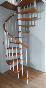  Schody točité CORA model Madryt 05 S 150 cm 