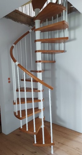  Schody točité CORA model Madryt 05 S 190 cm 