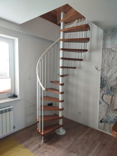  Schody točité CORA model Madryt 05 130 cm 