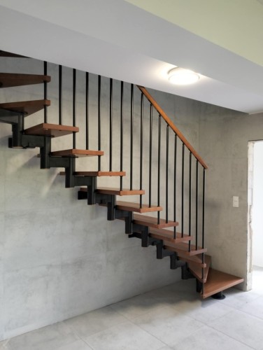 Schody modułowe CORA model Mix plus 00 U-180 12 elementów