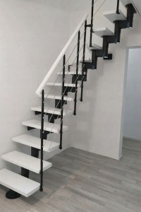 Schody modułowe CORA model Mix 02 L-90 13 elementów