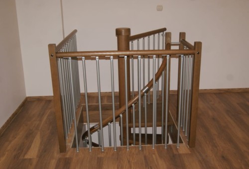 Balustrada metalowa do schodów kręconych CORA model Berlin 03 S