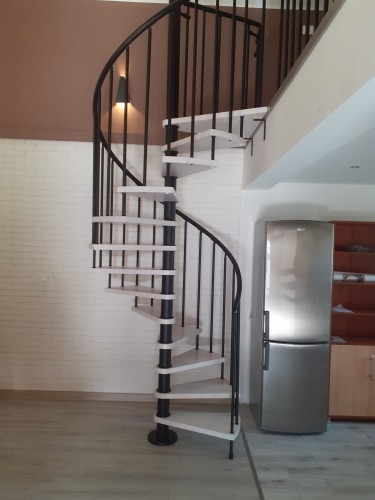  Spindeltreppe CORA Modell Madryt 08 180 cm 