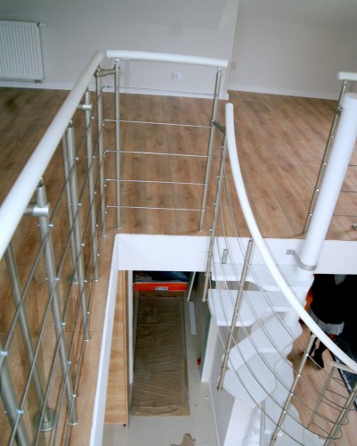 Balustrada metalowa do schodów kręconych BARDA model AGA 02