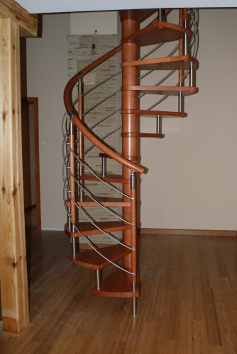 Schody spiralne CORA model Bawaria vertical 03 110 cm