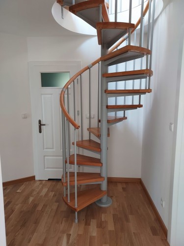  Točité schody CORA model Oslo 06 S 150 cm 